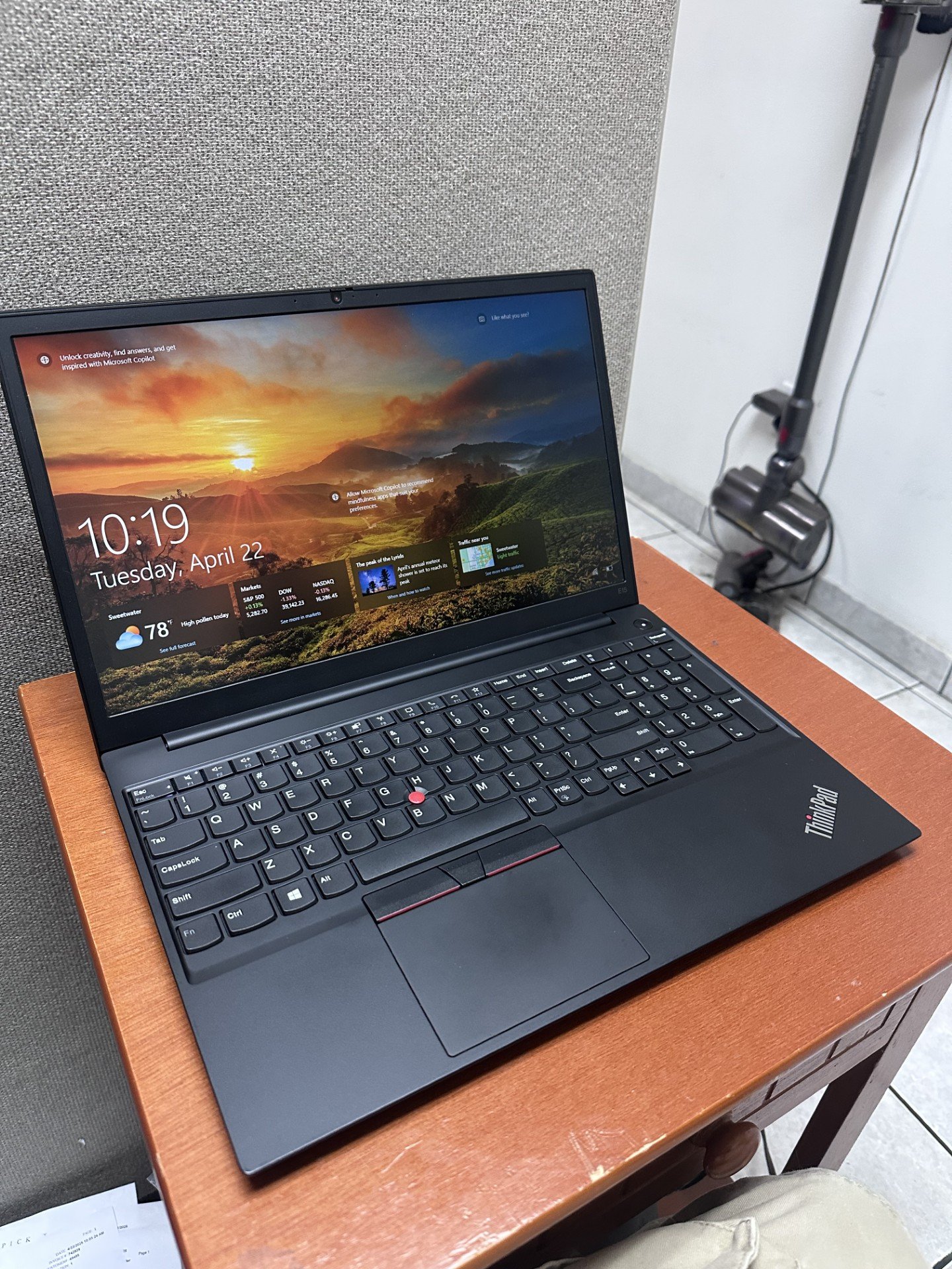 Lenovo ThinkPad E15 Gen 3 (AMD Ryzen 5 5500U, 16gb DDR4, 256gb SSD) - Image 2