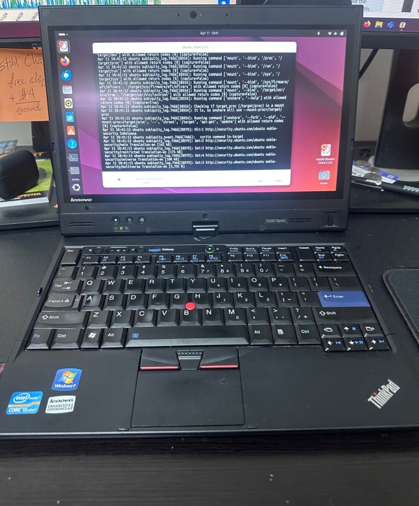 Lenovo Thinkpad X220 Tablet - Image 4